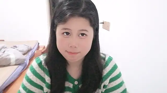 66-hannah-66 online show from May 11, 2026, 2:45 pm