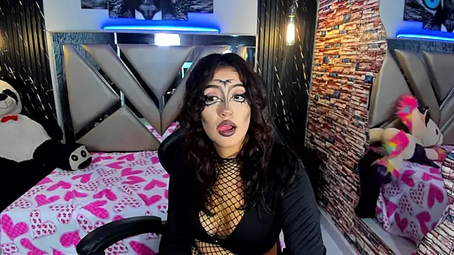 Snapshot of Karim_TheRouse chatting on April 17, 2026, 8:23 pm Karim TheRouse online show from April 17, 2026, 8:23 pm