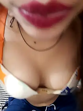 Snapshot of Riya_rani7 chatting on July 9, 2026, 3:54 am Riya rani7 online show from July 9, 2026, 3:54 am