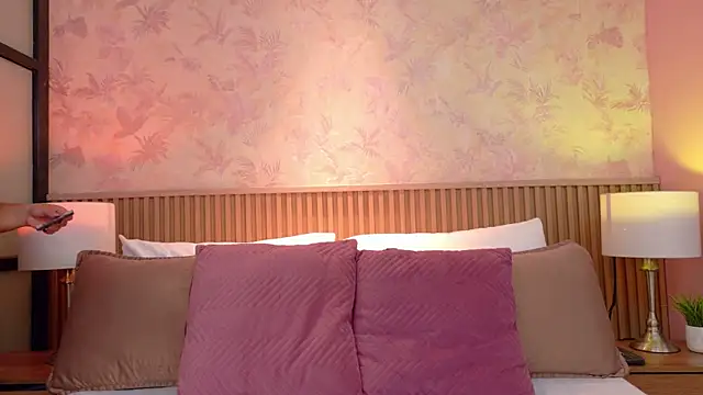 Snapshot of Darcy_glow_ chatting on July 11, 2026, 11:46 am Darcy glow online show from July 11, 2026, 11:46 am
