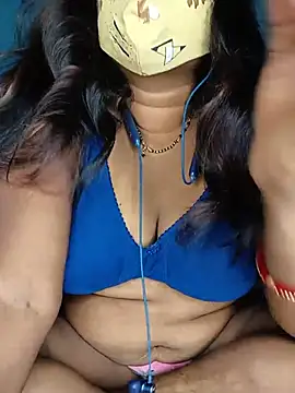 Snapshot of Hotty-Kobita-Vabi chatting on July 8, 2026, 5:39 pm Hotty-Kobita-Vabi online show from July 8, 2026, 5:39 pm