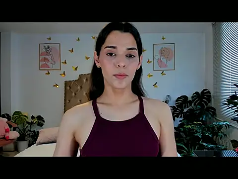 Snapshot of bella_grego chatting on April 28, 2026, 7:41 pm bella grego online show from April 28, 2026, 7:41 pm