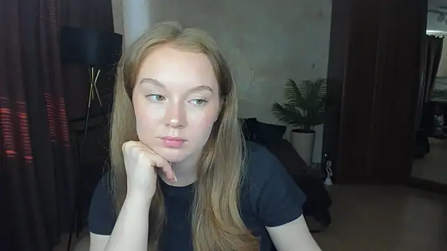 Snapshot of ValeriSunny chatting on May 21, 2026, 2:57 pm ValeriSunny online show from May 21, 2026, 2:57 pm