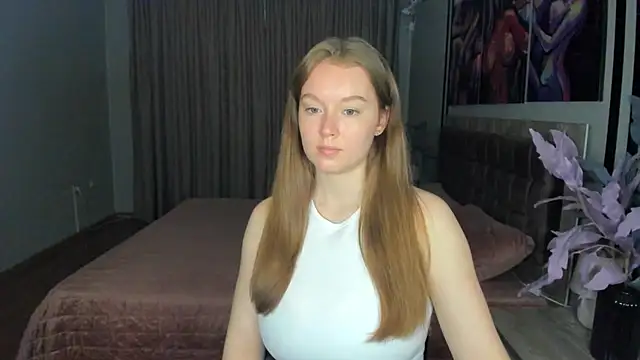 ValeriSunny online show from July 19, 2026, 5:33 am