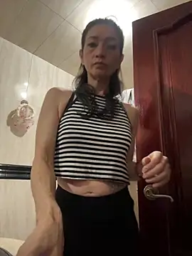 Team Yulia online show from May 17, 2026, 10:17 pm