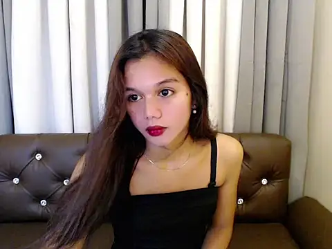 Snapshot of marie_castro chatting on May 10, 2026, 6:35 pm marie castro online show from May 10, 2026, 6:35 pm