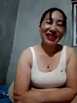 Snapshot of Tieuthu2 chatting on April 26, 2026, 2:15 pm Tieuthu2 online show from April 26, 2026, 2:15 pm