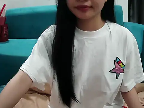 July Sexy09 online show from April 19, 2026, 6:32 pm