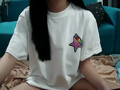 July Sexy09 online show from April 24, 2026, 4:09 pm