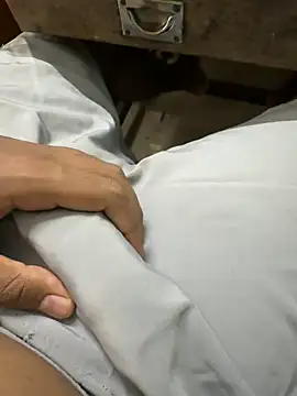 preetham002 online show from April 18, 2026, 10:08 am