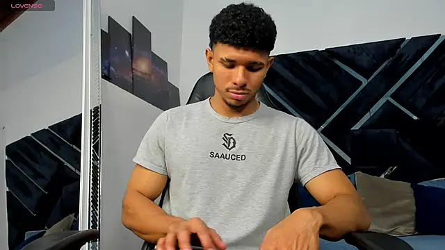 Jayden VanceJS online show from April 23, 2026, 2:35 am
