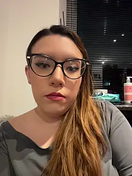 AliceMtz online show from June 24, 2026, 12:31 am