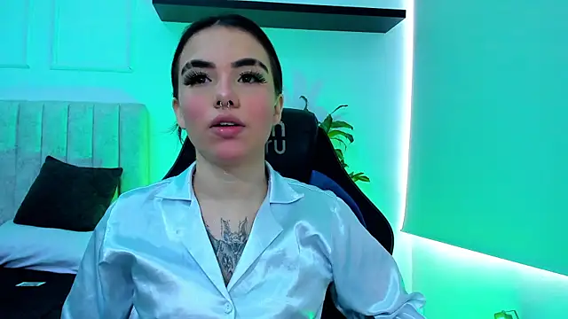 Snapshot of isabella_hv chatting on June 27, 2026, 5:29 pm isabella hv online show from June 27, 2026, 5:29 pm