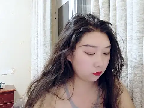 Audery001 online show from April 21, 2026, 12:44 pm