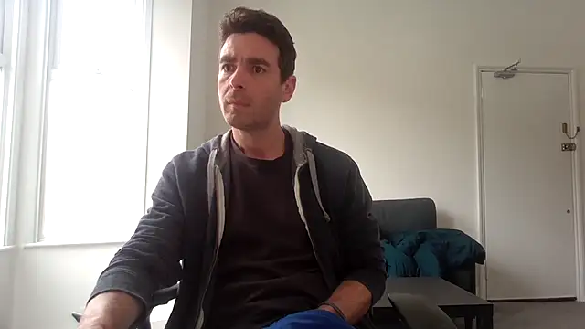 frenchbdmaninlondon online show from May 7, 2026, 12:32 pm