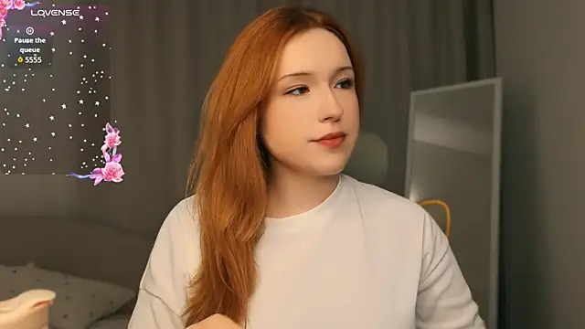 flaremoon online show from May 19, 2026, 1:06 pm