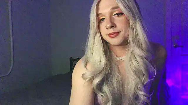 Snapshot of Gina_Rose_ts chatting on May 1, 2026, 7:40 pm Gina Rose ts online show from May 1, 2026, 7:40 pm