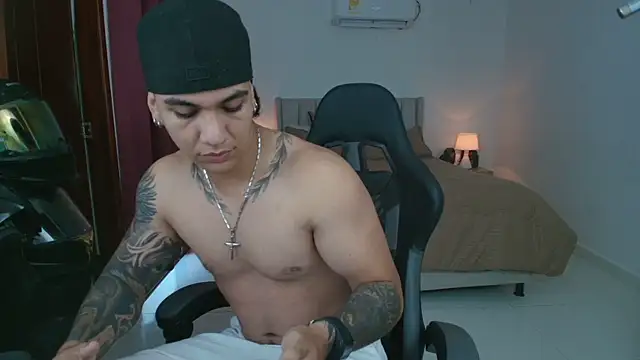 Snapshot of Mrbig_maximo chatting on June 23, 2026, 11:08 am Mrbig maximo online show from June 23, 2026, 11:08 am