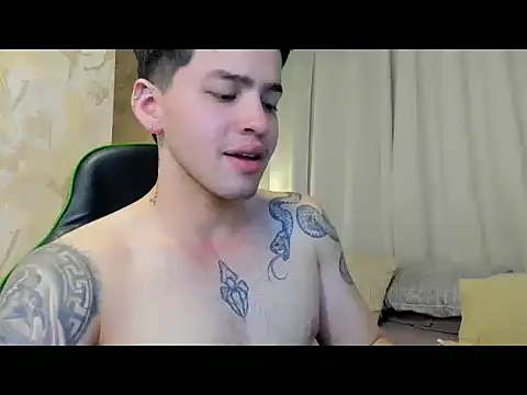 RONNY COLTON online show from May 10, 2026, 10:37 pm