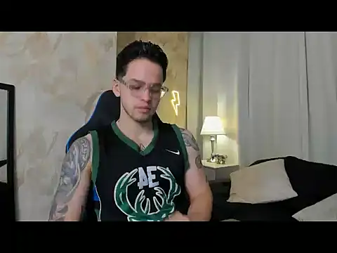 RONNY COLTON online show from May 17, 2026, 11:06 am