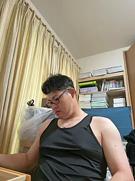 Snapshot of shun_201 chatting on June 21, 2026, 5:43 am shun 201 online show from June 21, 2026, 5:43 am