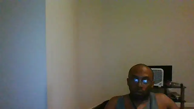 Snapshot of amazingguy chatting on May 21, 2026, 1:23 am amazingguy online show from May 21, 2026, 1:23 am