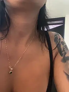 ADARA712 online show from April 19, 2026, 5:34 pm