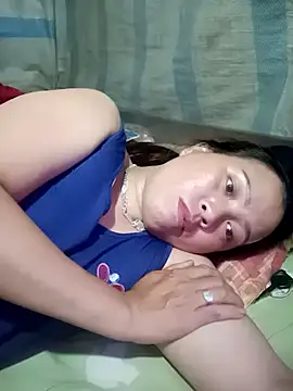 phuongtrinh1 online show from June 19, 2026, 3:00 am
