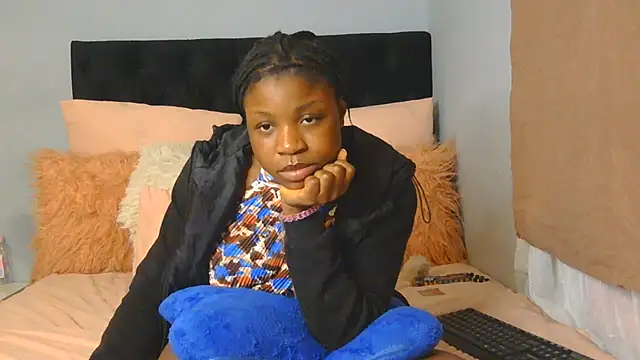 Snapshot of julianaa19 chatting on May 20, 2026, 4:57 pm julianaa19 online show from May 20, 2026, 4:57 pm