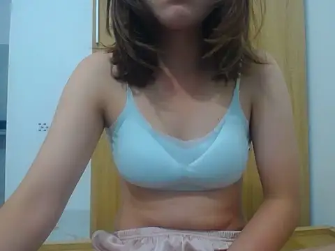 Snapshot of Mimi_200 chatting on June 7, 2026, 6:44 pm Mimi 200 online show from June 7, 2026, 6:44 pm