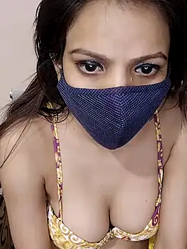 lovelyrosewifey online show from May 16, 2026, 6:21 am