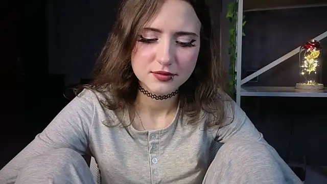 Snapshot of lovergirl4me chatting on June 20, 2026, 7:38 pm lovergirl4me online show from June 20, 2026, 7:38 pm