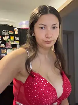 AmeliaStarOfficial online show from May 6, 2026, 3:17 pm
