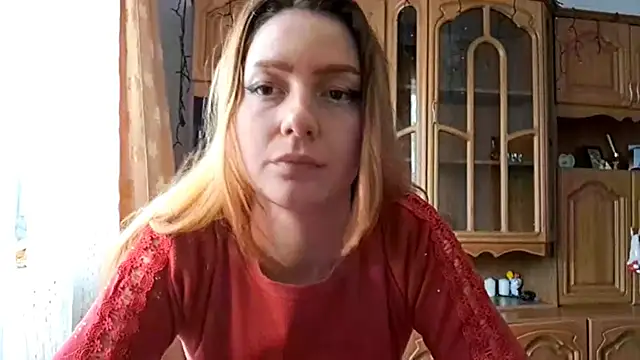 Snapshot of LubaGiovanni chatting on April 23, 2026, 12:29 pm LubaGiovanni online show from April 23, 2026, 12:29 pm