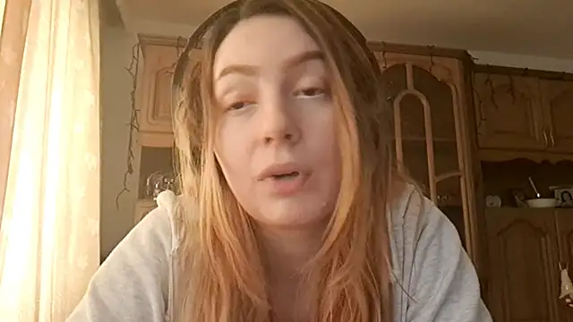 Snapshot of LubaGiovanni chatting on April 24, 2026, 8:39 am LubaGiovanni online show from April 24, 2026, 8:39 am