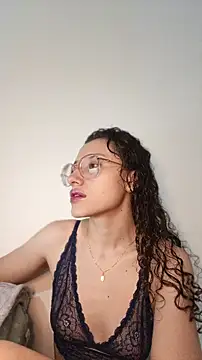 DanaaCollins online show from May 27, 2026, 11:07 am