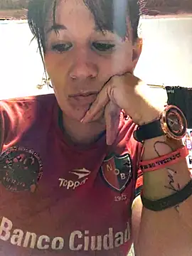 laamorenita online show from April 26, 2026, 10:07 pm