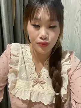 Ly-sexyy online show from May 5, 2026, 2:08 am