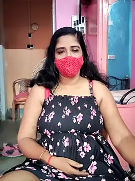 Snapshot of Rupali_78c chatting on August 4, 2026, 2:15 am Rupali 78c online show from August 4, 2026, 2:15 am