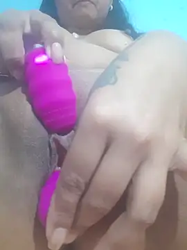 aninhagatona online show from April 24, 2026, 2:14 am