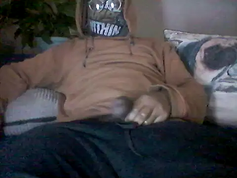 Snapshot of LunjeSA chatting on June 25, 2026, 6:34 pm LunjeSA online show from June 25, 2026, 6:34 pm
