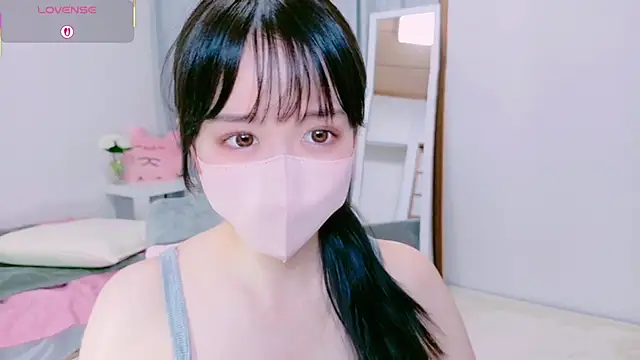 Snapshot of mayu_chan_ chatting on May 6, 2026, 11:48 am mayu chan online show from May 6, 2026, 11:48 am