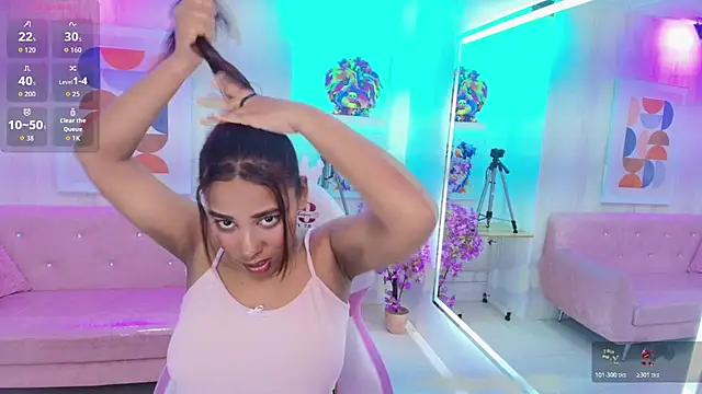 Afrodita loren online show from June 25, 2026, 3:17 am