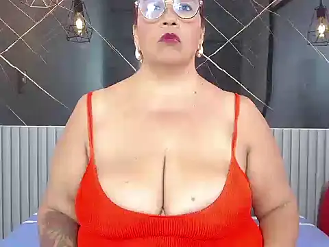 BarbaraGraf online show from April 23, 2026, 3:03 pm