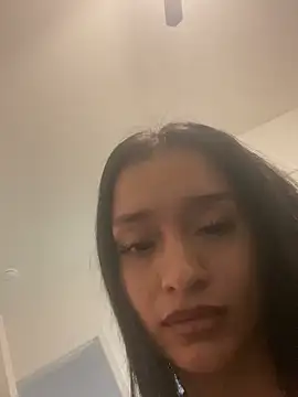 leenachanel online show from April 22, 2026, 2:36 am