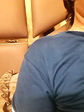 Riya564 online show from April 21, 2026, 8:34 pm