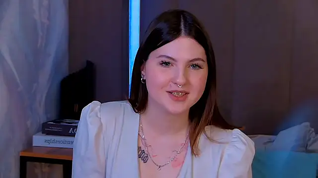 IvySimmons online show from April 22, 2026, 7:15 pm