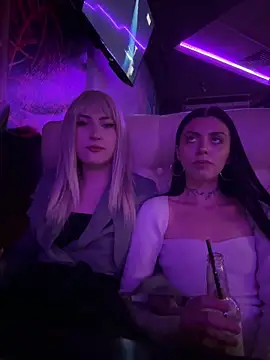 Sweet Angelss online show from April 23, 2026, 1:35 pm