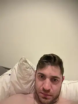 Chexxxyy online show from April 22, 2026, 2:58 am