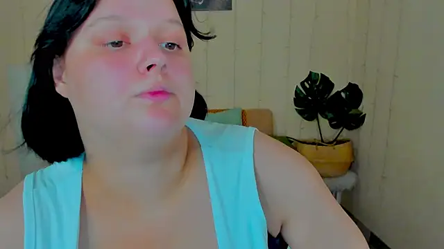 Snapshot of Blossom_Soniya chatting on July 4, 2026, 1:23 am Blossom Soniya online show from July 4, 2026, 1:23 am